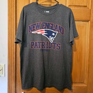 New England Patriots Short Sleeved T-shirt Grey Mens Large